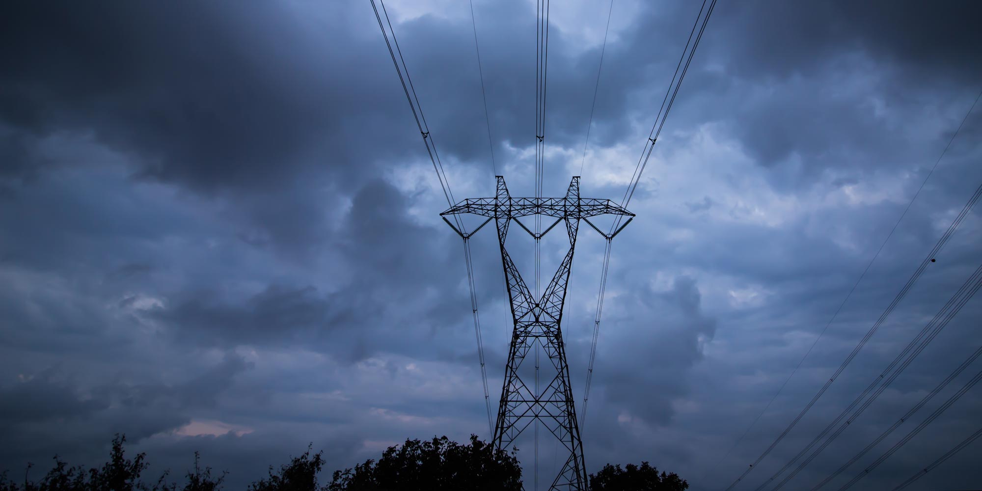 hero-storm-powerlines-utilities-shutterstock_1161956662