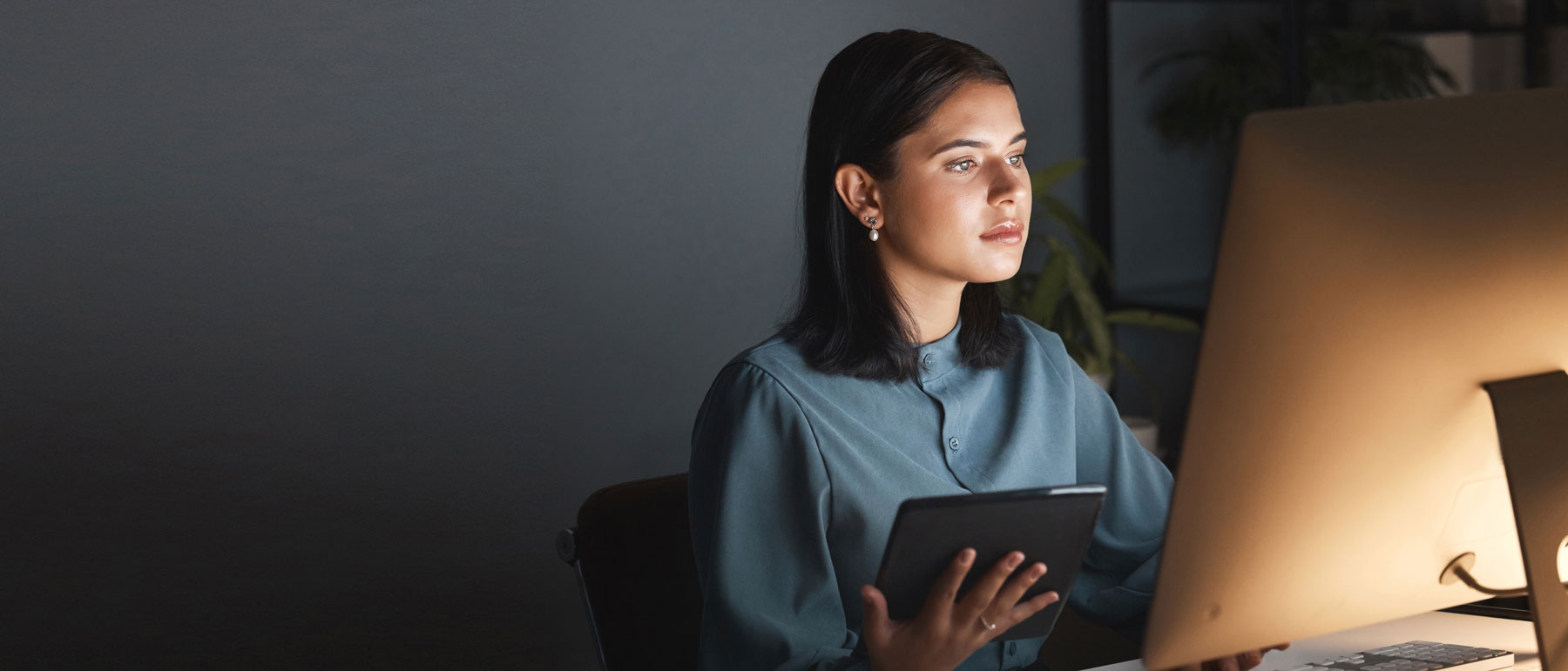 hero-woman-computer-designer-shutterstock_2231975067