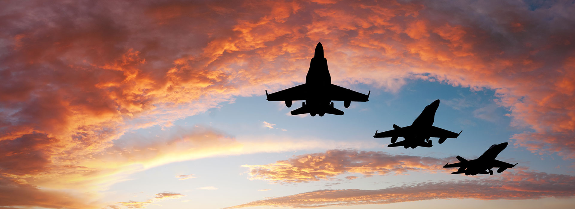 hero-defense-jets-clouds-AdobeStock_279251515 (1)