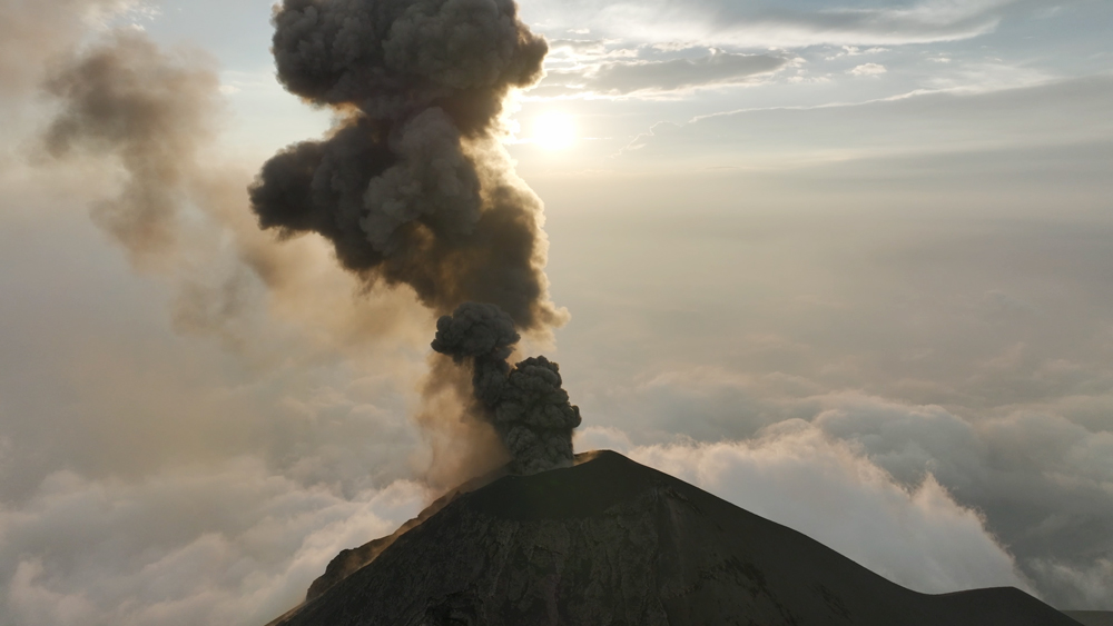 Hayli Gubbi volcano eruption